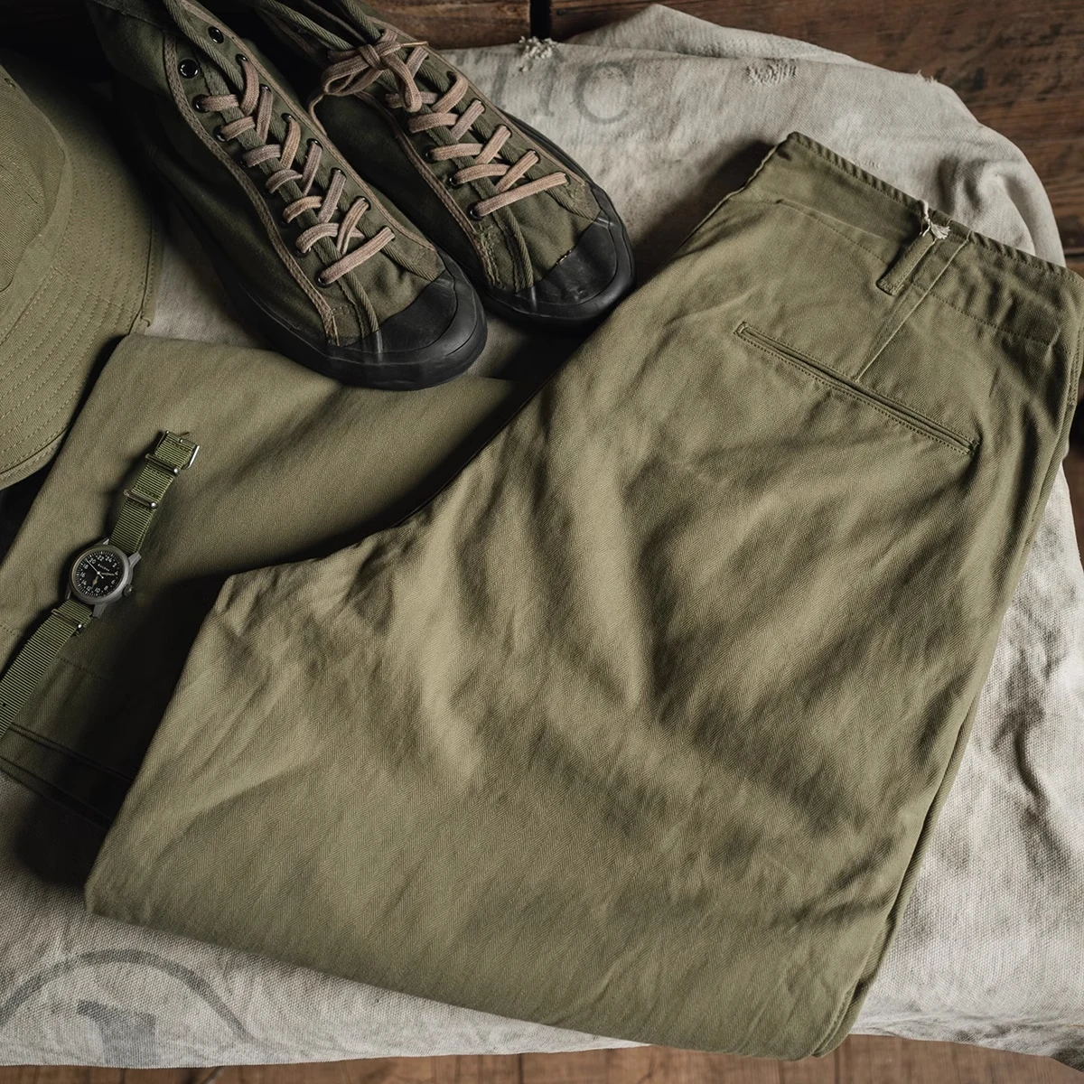 ブロンソン-ヴィンテージワークウェアパンツ、ヘリンボーンツイ - Fishing Pants Waterproof のレビューと価格